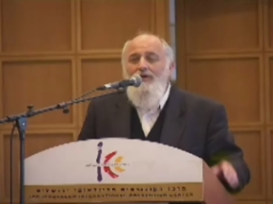 [הרב יגאל קמינצקי]