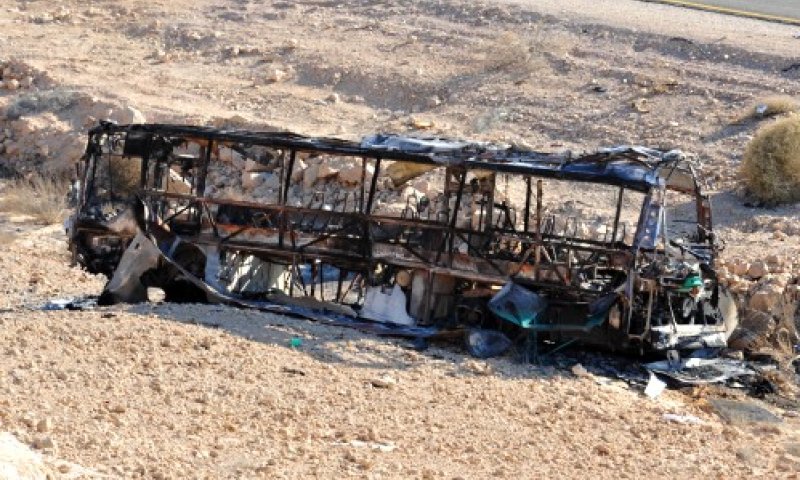 האוטובוס שבו נהג סלע לאחר הפיגוע [צילום: אריאל חרמוני, משרד הביטחון]