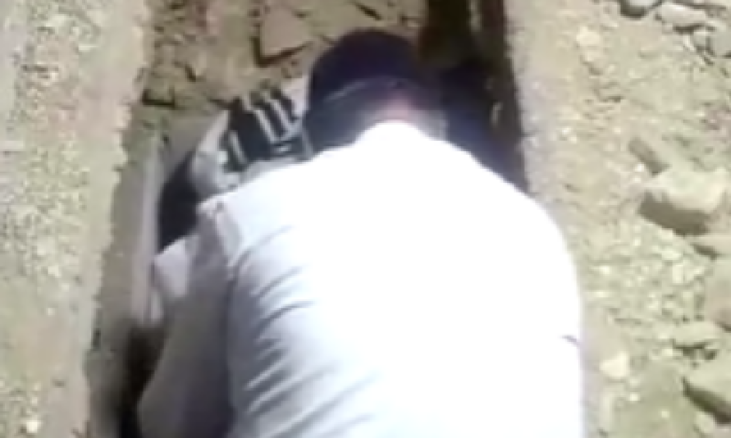 הלוויית אלדד פרי, הלילה [צילום: באדיבות משפחת פרי]
