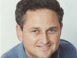 ירון דור, מנכ"ל ניו-פארם
