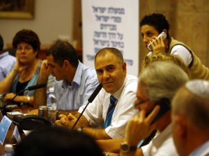 חדר המצב של משרד החינוך לקראת פתיחת השנה