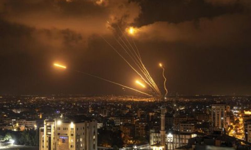 מרבית הרקטות שנורו מהרצועה יורטו ע"י כיפת ברזל [צילום: AP]