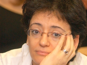 מזוז. תצטרך להתאפק חצי שנה עד תנובה [צילום: פלאש 90]