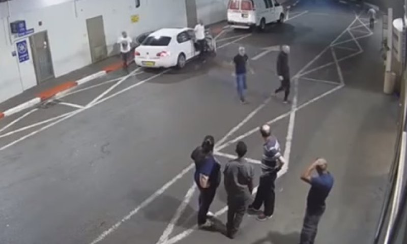תיעוד תקיפת המאבטחים בבית החולים, איכילוב