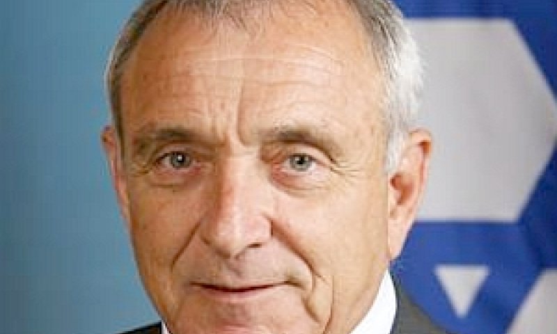 השר לבטחון פנים, יצחק אהרונוביץ'