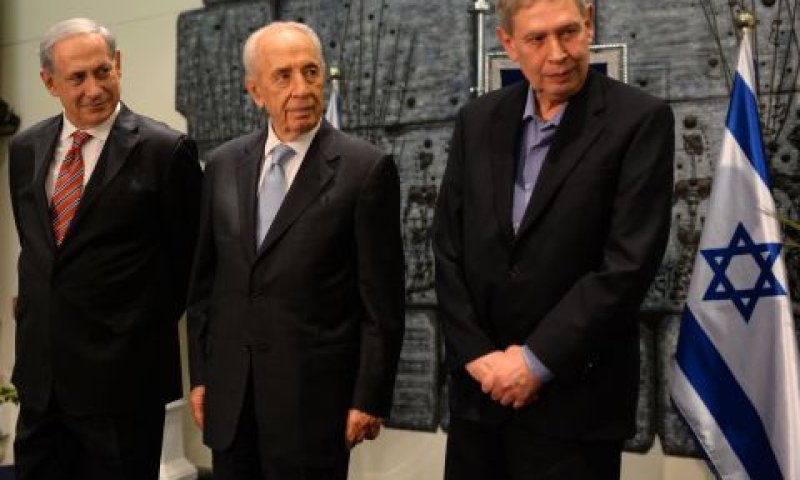 תמיר פרדו, שמעון פרס ובנימין נתניהו [צילום: קובי גדעון/לע"מ]