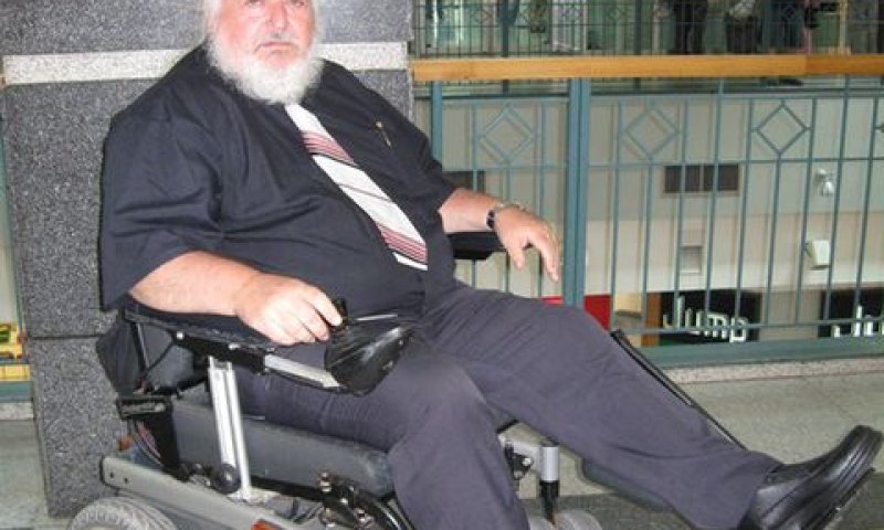 בר. למען הנכים