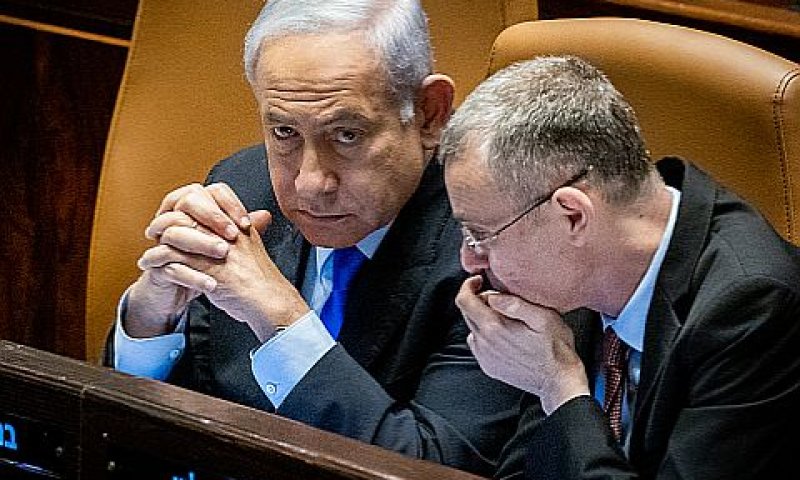 שר המשפטים לוין וראש הממשלה נתניהו [צילום: יונתן זינדל/פלאש 90]