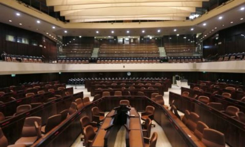 מסידור זמני לסידור קבע [צילום: פלאש 90]