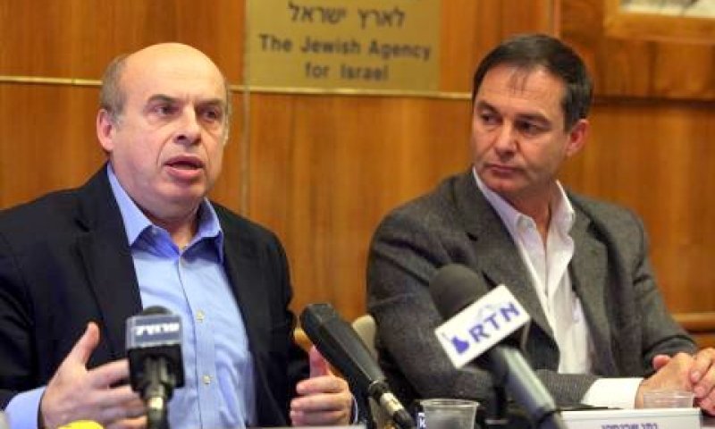 יו"ר הסוכנות היהודית, נתן שרנסקי ושר הסברה והתפוצות, יולי אדלשטיין [צילום: ששון תירם]