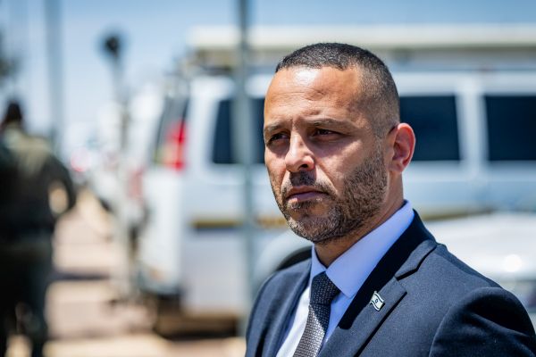 עו"ד כחלון. ממתין 13 חודשים [צילום: חיים גולדברג/פלאש 90]