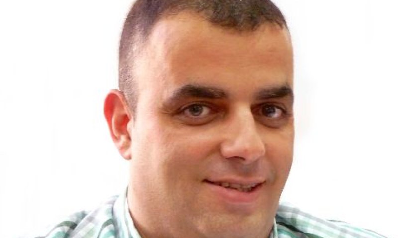רביד. רואה את המתחרים ונחרד [צילום: יח"צ]