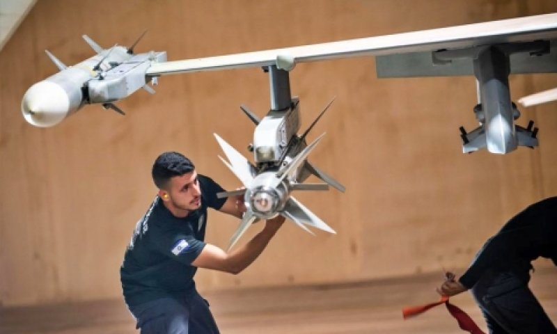 שמונה פצצות גולשות לדירה של המחבל הבכיר [צילום: דובר צה"ל]