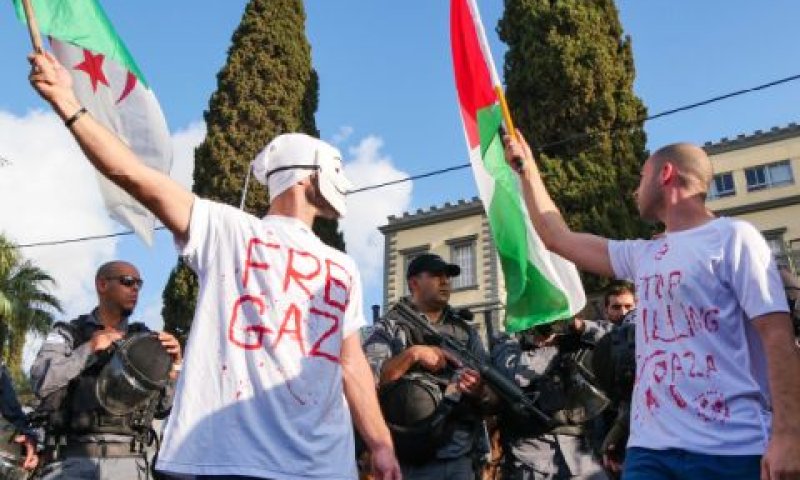 הפגנה בחיפה בעד עזה [צילום ארכיון: פלאש 90]