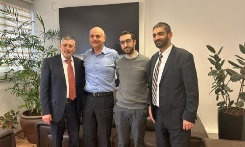 תמונה משותפת לאחר הסיכום [צילום: דוברות ההסתדרות]
