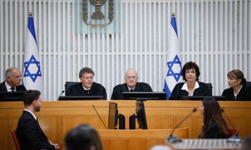 עמית ואלרון בטכס אתמול. התחרו על הנשיאות [צילום: יונתן זינדל/פלאש 90]