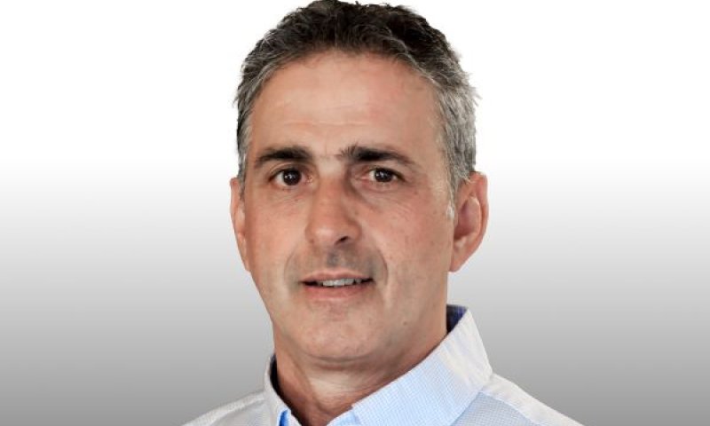 ניר אזרד [צילום: יח"צ אביב מליסרון]