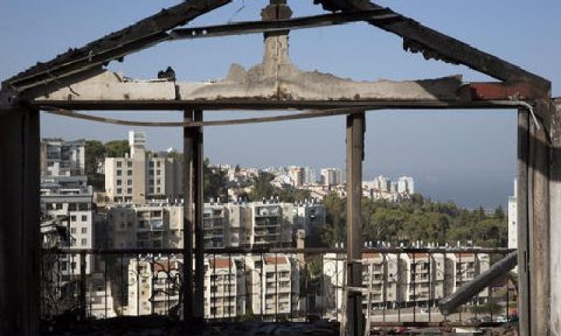 הגל החמור ביותר [צילום: אריאל שליט, AP]