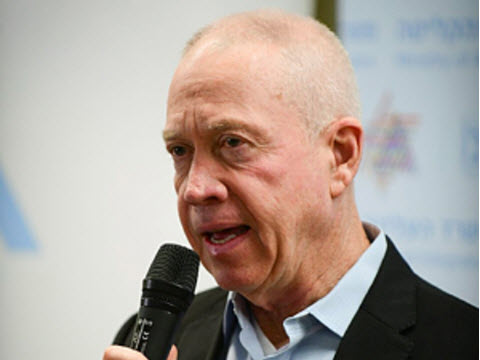 השר גלנט. מצבו טוב [צילום: תומר נויברג/פלאש 90]