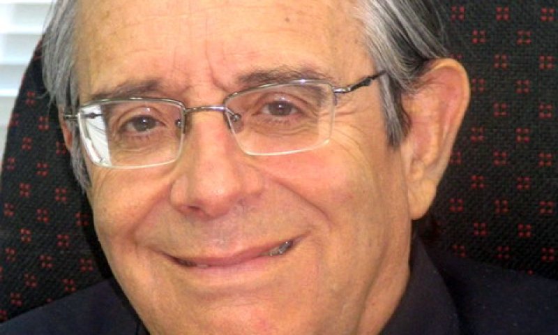הכהן. "מוסד של איש אחד"