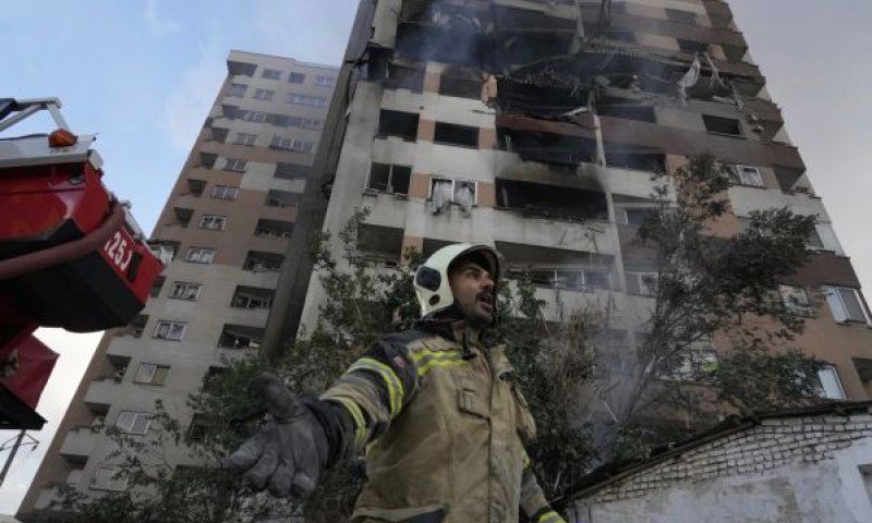 בכירים במערך הצבאי האירני חוסלו באמצעות רחפן [צילום: AP/Vahid Salemi]