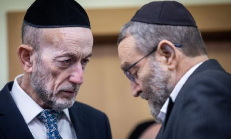 מקלב וגפני. לא ייכנסו בלי סמוטריץ' [צילום: יונתן זינדל/פלאש 90]
