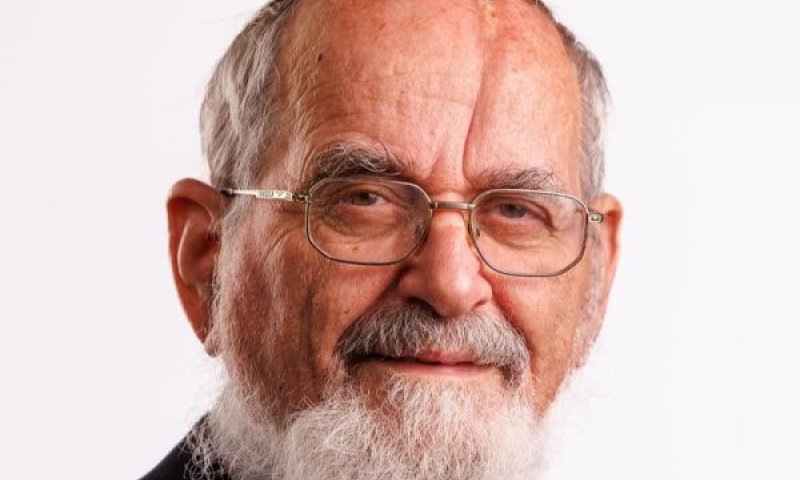 הרב ורהפטיג. הוכר הגיור בגוש עציון [צילום: מכון משפטי ארץ]