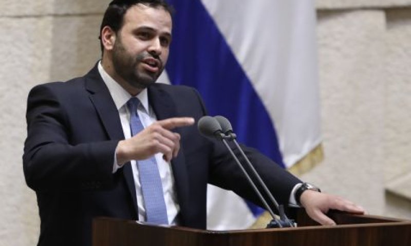 ח"כ אזולאי. כבוד האדם [צילום: נועם רבקין/דוברות הכנסת]