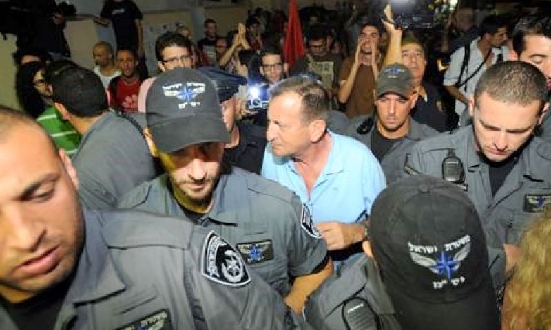 מחאה לא חברותית [צילום: פלאש 90]
