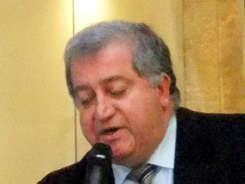 וואליד עפיפי