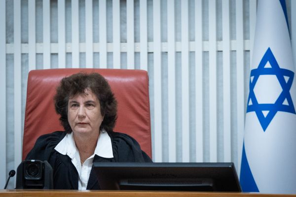[צילום: יונתן זינדל/פלאש 90]