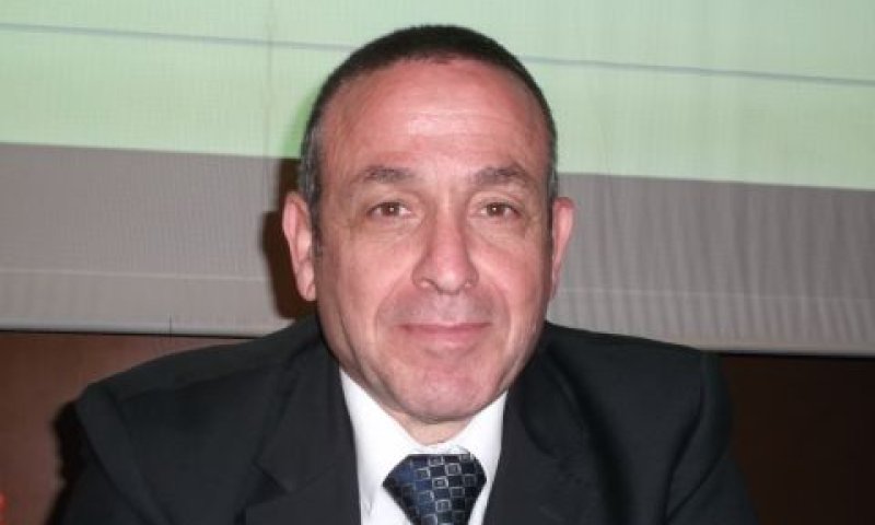 גולדברג. התפטר