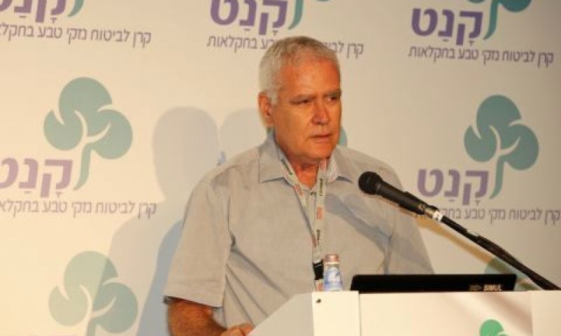 גינזבורג. ברד ושרב כבד [צילום: ליהי אבידן]