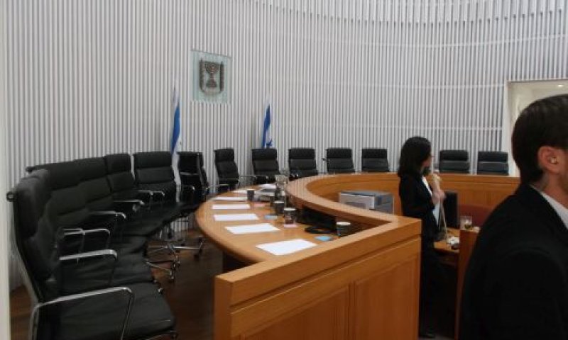 בתי המשפט. הכי הרבה סחבת