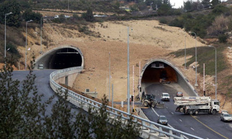תקרית ירי במנהרה במחלף בן שמן [צילום: יוסי זמיר/פלאש 90]