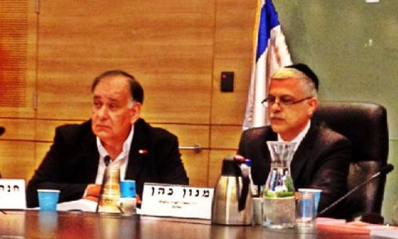 יו"ר הוועדה אמנון כהן עם ראש עיריית חיפה יונה יהב