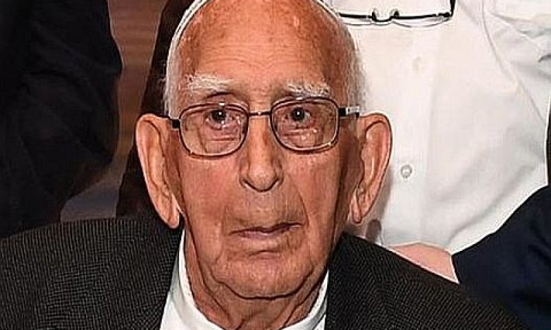 יעקב סיקא אהרוני ז"ל [צילום: מארק ניימן/לע"מ)]