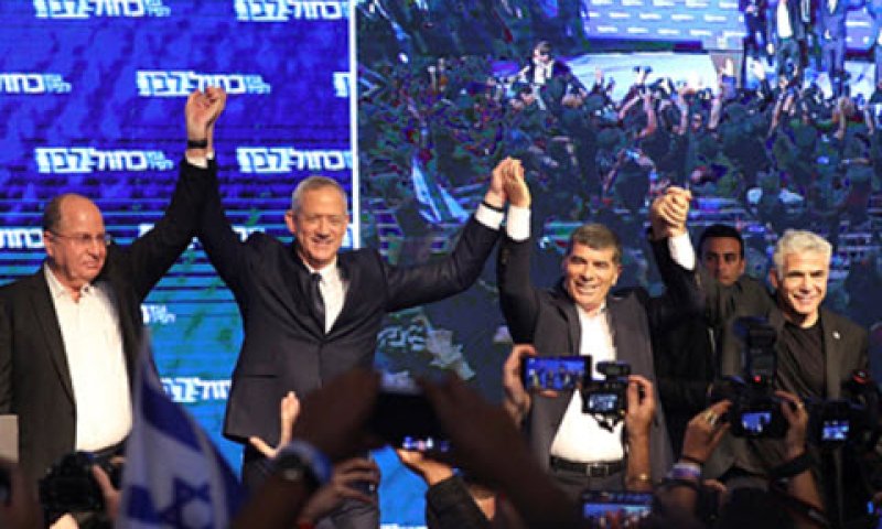 בנט ולפיד מסרבים לשיחות עומק [צילום: נועם רבקין פנטון/פלאש 90]