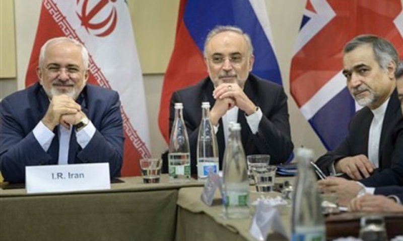 המשלחת האירנית למשא ומתן. עמדה קשוחה [צילום: AP]
