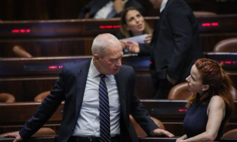 סתיו שפיר ויואב גלנט [צילום: הדס פרוש/פלאש 90]