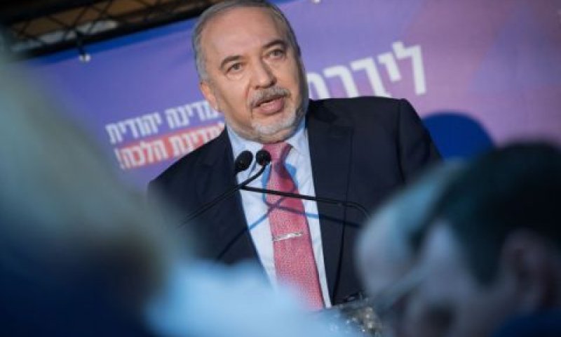 ליברמן. תנאים מוקדמים [צילום: נועם ריבקין פנטון/פלאש 90]