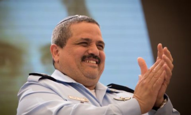 אלשיך. הגיע לביתו של ראש מח"ש [צילום: יונתן זינדל, פלאש 90]