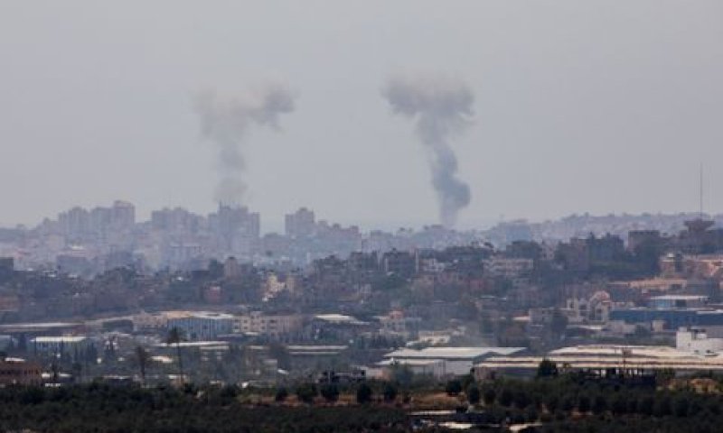 תקיפת צה"ל ברצועת עזה [צילום: יונתן זינדל/פלאש 90]