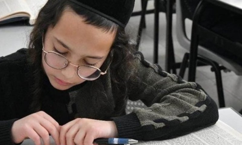 הנרצח: יהושע אהרן טוביה שמחה ז"ל [צילום: באדיבות המשפחה]