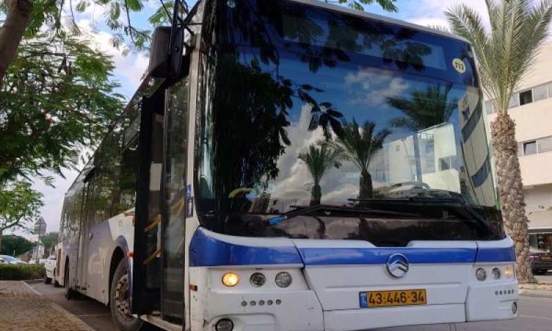 רכשו 237 אוטובוסים ב-150 מיליון שקל [צילום: אברהם שטרן]