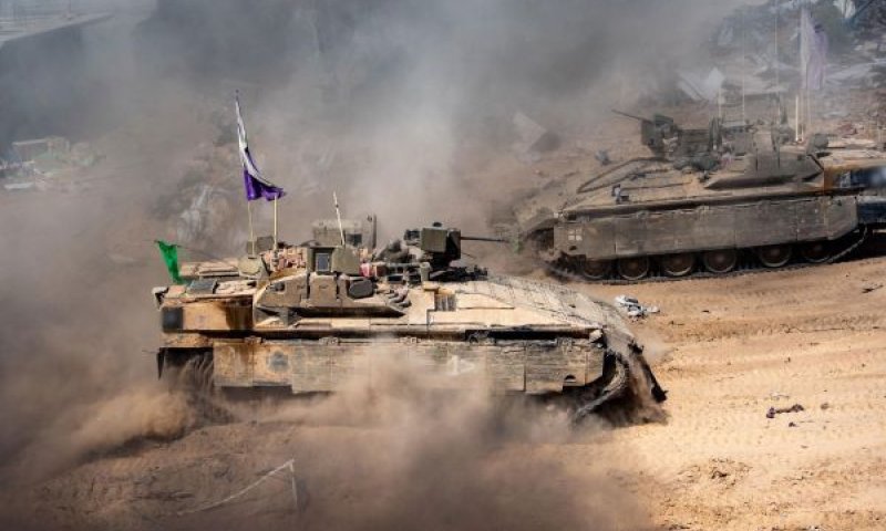 טנקים ברצועת עזה [צילום: דובר צה''ל]