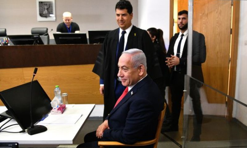 נתניהו וחדד אתמול בבית המשפט [צילום: ראובן קסטרו, פול]