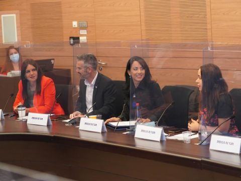 מאי גולן, עינב קאבלה, בועז טופורובסקי וקרן ברק [צילום: יהונתן סמייה/דוברות הכנסת]