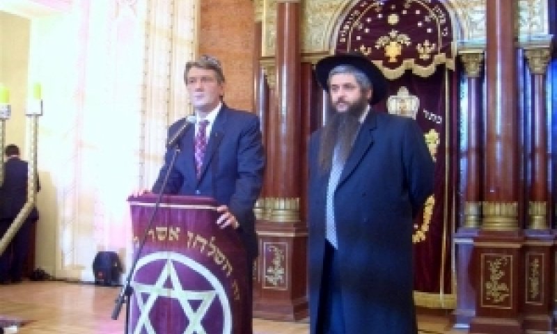 הרב משה אסמן וויקטור יושנקו
