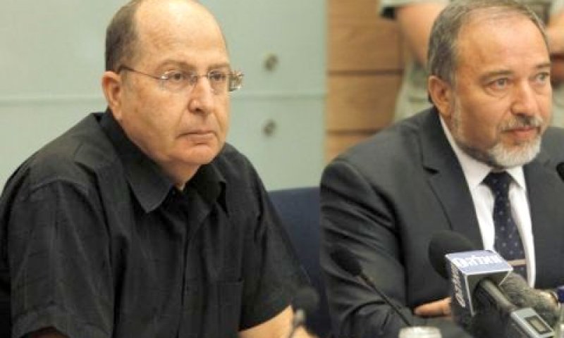 ליברמן ויעלון. החמרה באיומים הבטחוניים [צילום: פלאש 90]